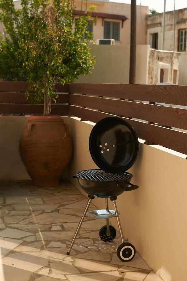 2 Bedroom Villa With Heated Swimming Pool-Spa Whirlpool-Bbq! Melidhonion  ภายนอก รูปภาพ